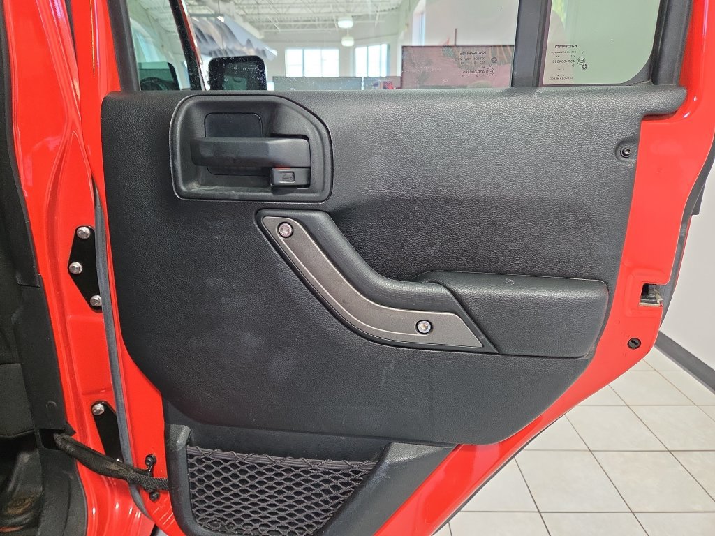 Used 2017 Jeep Wrangler Unlimited Sport w/ Quick Order Package 24S AWD/4WD image 16