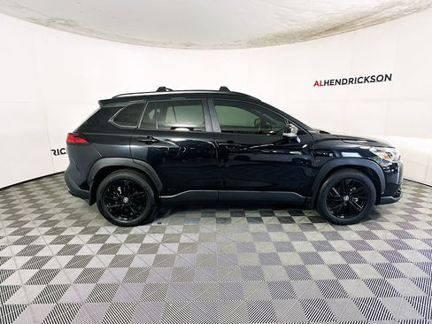 Used 2024 Toyota Corolla Cross AWD Hybrid image 2