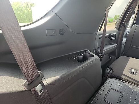 Used 2025 Chevrolet Tahoe Z71 w/ Z71 Off-Road Package image 18