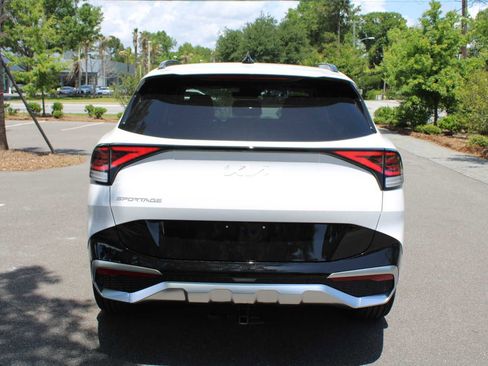 New 2024 Kia Sportage SX image 8