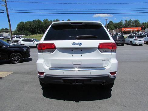 Used 2018 Jeep Grand Cherokee Limited RWD image 6