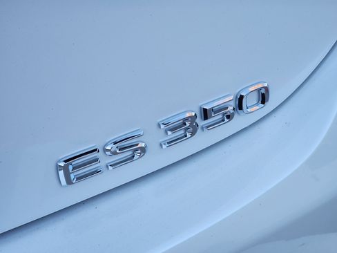 New 2025 Lexus ES 350 w/ Premium Package image 7