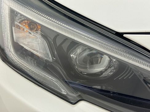 Used 2022 Subaru Outback Premium image 38