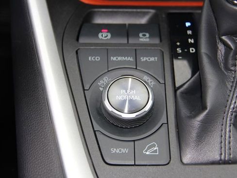 Used 2023 Toyota RAV4 Adventure image 27