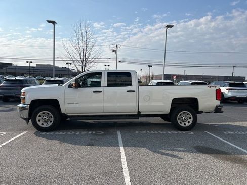 Used 2019 Chevrolet Silverado 3500 W/T w/ WT Convenience Package image 4