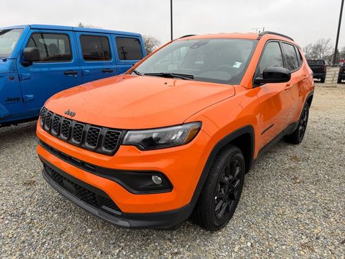 New 2026 Jeep Compass Latitude AWD/4WD image 7