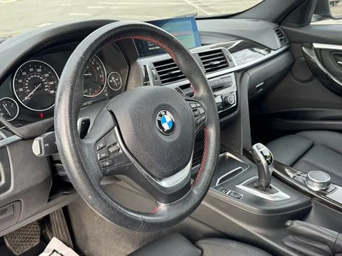 Used 2018 BMW 330i xDrive 330i xDrive Sedan 4D image 9