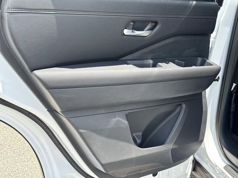New 2026 Nissan Pathfinder Platinum w/ Cargo Package FWD image 12