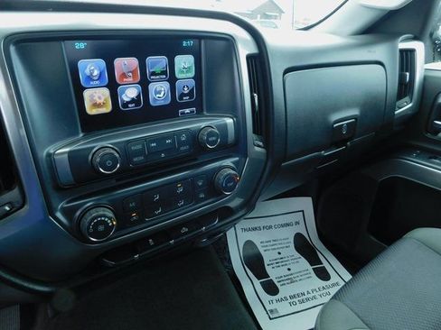 Used 2017 Chevrolet Silverado 1500 LT image 28