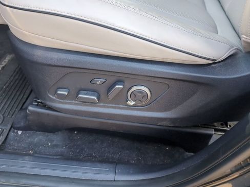 Used 2024 Hyundai Palisade Calligraphy image 22