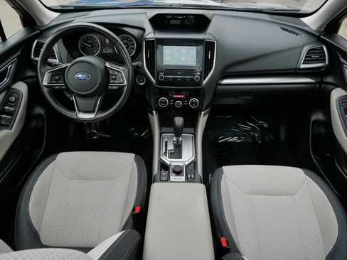 Used 2019 Subaru Forester Premium AWD/4WD image 10