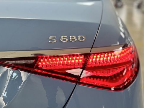 Used 2024 Mercedes-Benz Maybach S 680 4MATIC image 11