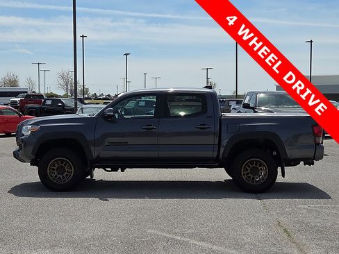 Used 2023 Toyota Tacoma 4x4 Double Cab w/ Trail Edition image 3