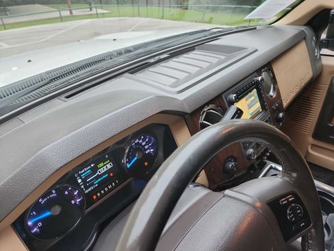 Used 2012 Ford F250 Lariat w/ Lariat Ultimate Pkg AWD/4WD image 25