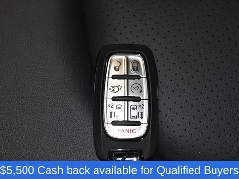 New 2026 Chrysler Pacifica Select w/ S Appearance Package FWD image 39