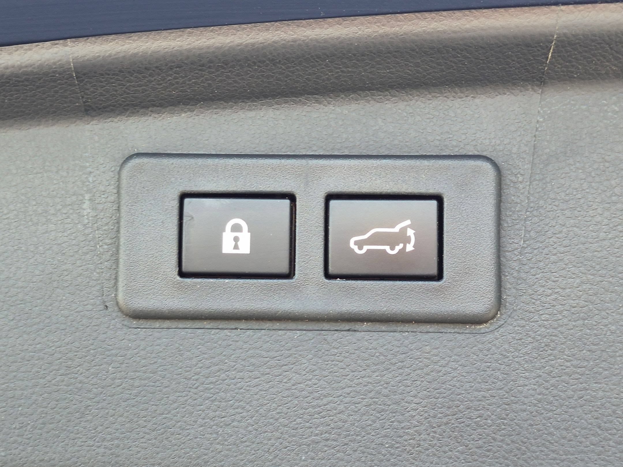 Used 2023 Subaru Outback Limited AWD/4WD image 35