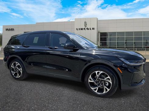 New 2026 Lincoln Nautilus Premier w/ Equipment Group 102A AWD/4WD image 1