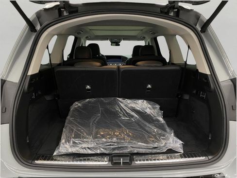 Certified 2026 Mercedes-Benz GLS 450 4MATIC image 42