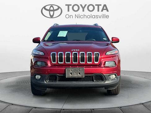 Used 2015 Jeep Cherokee Latitude AWD/4WD image 8