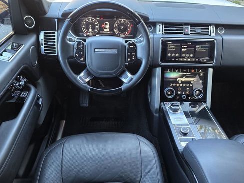 Used 2020 Land Rover Range Rover HSE image 12