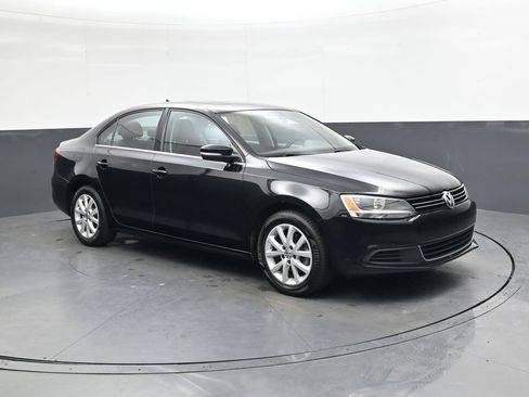 Used 2014 Volkswagen Jetta SE image 6