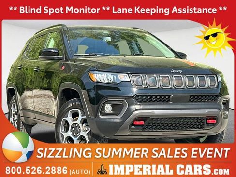 Used 2022 Jeep Compass Trailhawk w/ Trailhawk Convenience Group AWD/4WD image 1
