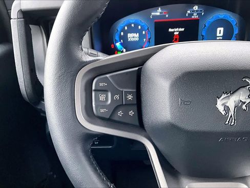 Used 2025 Ford Bronco Big Bend w/ Black Appearance Package image 25