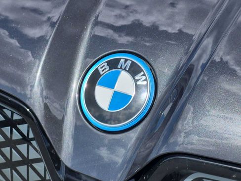 Used 2025 BMW iX xDrive50 AWD/4WD image 12