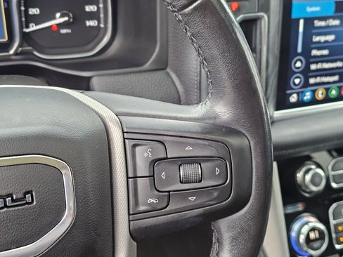 Used 2021 GMC Yukon Denali w/ Denali Premium Package image 37