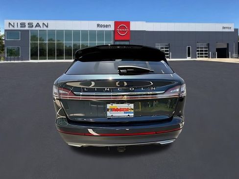 Used 2023 Lincoln Nautilus Reserve w/ Equipment Group 201A AWD/4WD image 34