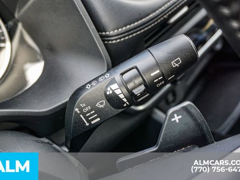 Used 2025 Nissan Rogue SV image 34