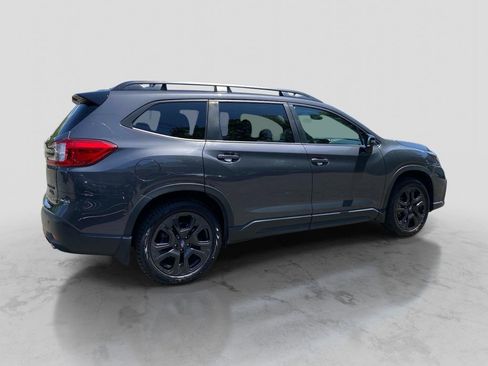 Used 2023 Subaru Ascent Onyx Edition AWD/4WD image 7