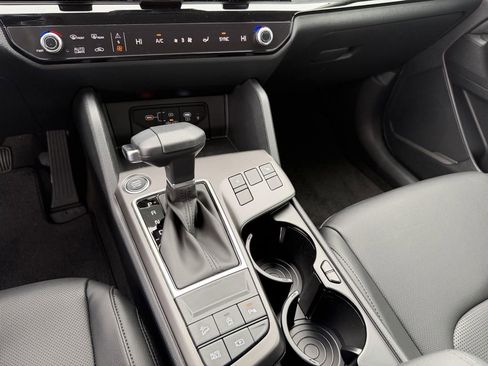 New 2026 Kia Sportage EX FWD image 24