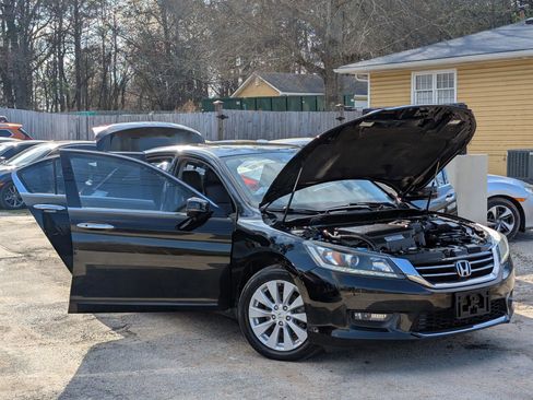 Used 2015 Honda Accord EX-L image 11