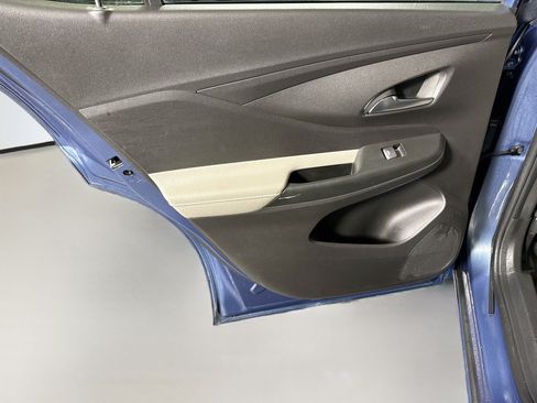 Used 2025 Buick Envista Avenir FWD image 26