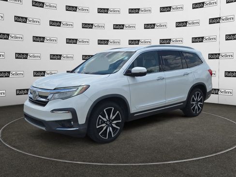Used 2020 Honda Pilot Touring image 2
