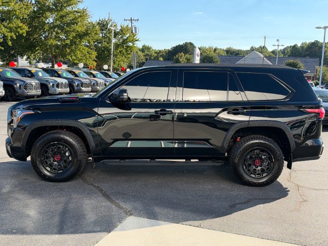 Used 2025 Toyota Sequoia TRD Pro AWD/4WD image 7