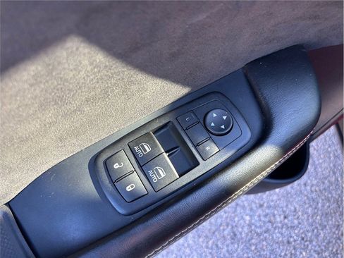 Used 2016 Dodge Challenger SRT Hellcat image 22