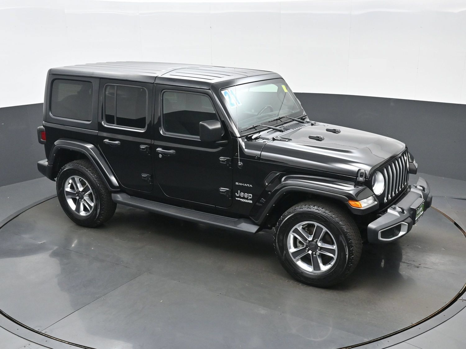 Used 2021 Jeep Wrangler Unlimited Sahara w/ Cold Weather Group AWD/4WD image 39