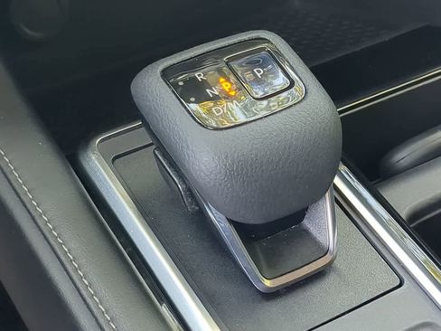 Used 2022 Nissan Pathfinder SV w/ SV Black Package FWD image 30