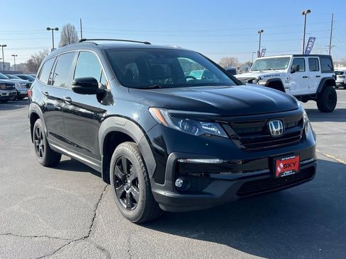 Used 2022 Honda Pilot TrailSport image 6