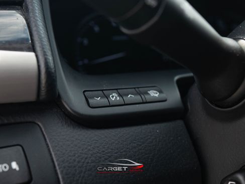 Used 2014 Lexus LS 460 AWD w/ Comfort Package image 40