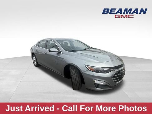 Used 2023 Chevrolet Malibu LT FWD image 1