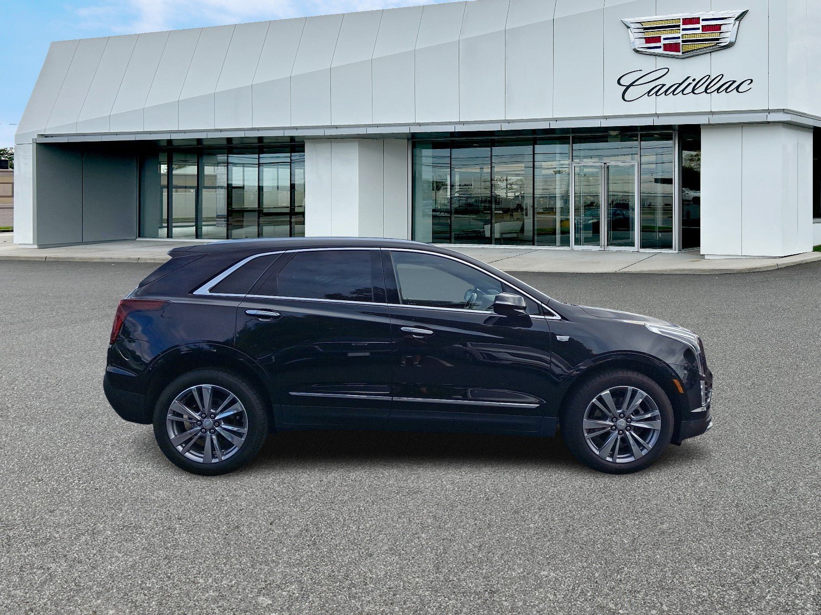 Certified 2024 Cadillac XT5 Premium Luxury AWD/4WD image 6