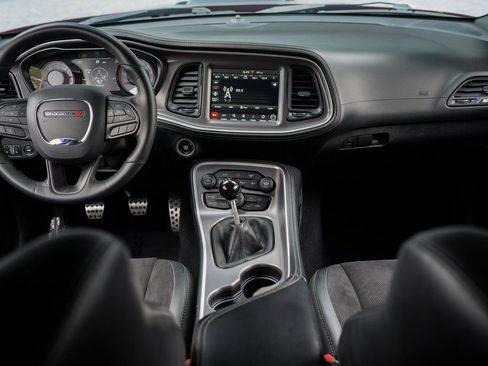 Used 2022 Dodge Challenger R/T Scat Pack w/ Shaker Package image 21