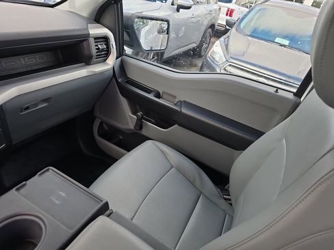 Used 2022 Ford F150 XL image 16