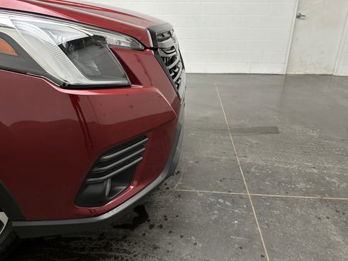 Used 2022 Subaru Forester Limited image 2