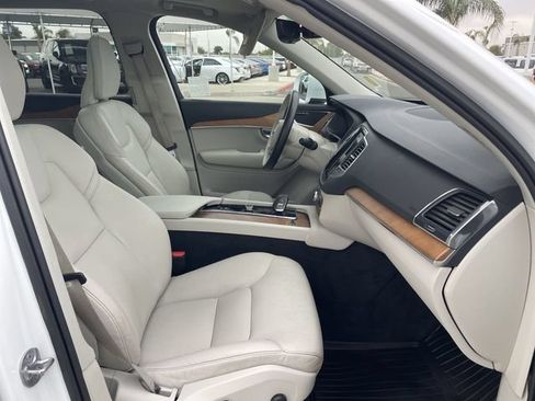 Used 2022 Volvo XC90 T8 Inscription Expression w/ Climate Package AWD/4WD image 29