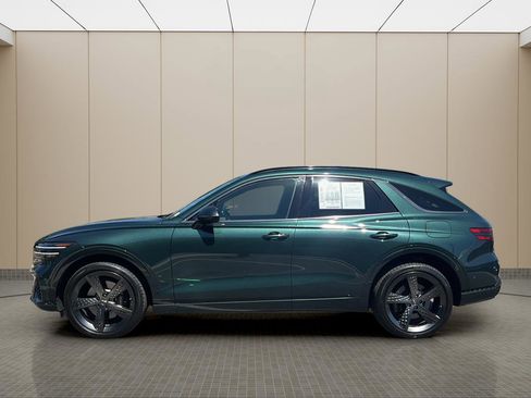 Used 2024 Genesis GV70 2.5T w/ Sport Prestige Package AWD/4WD image 2