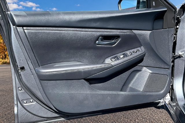 Used 2025 Nissan Sentra S FWD image 19